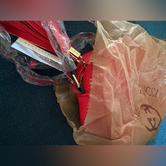 NWOT Inspired Fashion Red Crossbody Bag - Picture 8 of 10